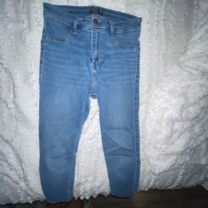 Abercrombie & Fitch high rise ankle jean legging